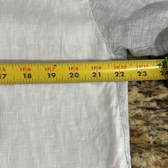 Gray And White Colorblock Short Sleeve Women's Top Blouse Size M/L - Picture 5 of 6